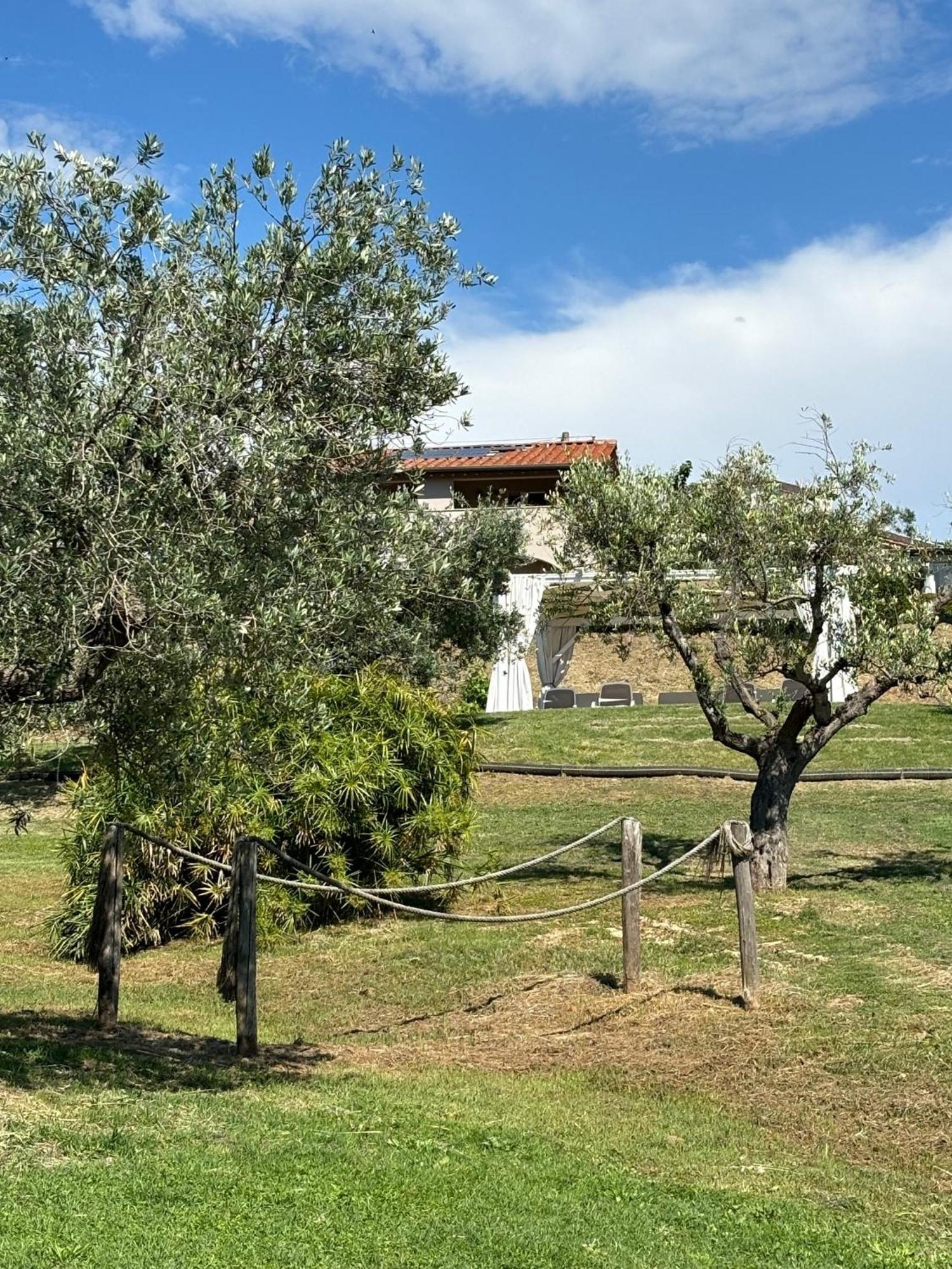 Relais Dei Molini Bed and Breakfast Castagneto Carducci Buitenkant foto